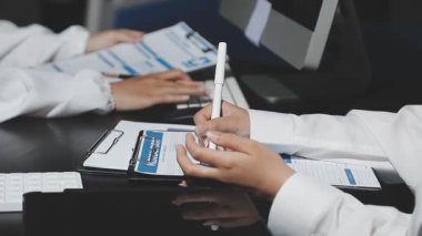 Klinikte çalışan doktor, tıbbi konsept.