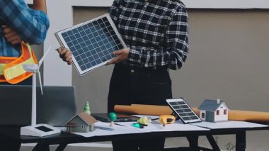 Güneş enerjisi panelleri ve güneş panelleri. alternatif enerji konsepti, güneş paneli