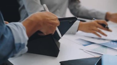 İş ekibi toplantısı ve planlama