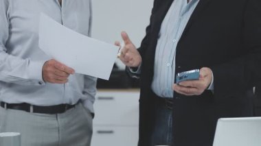 Ofiste çalışan iş ekibi.