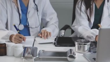 Klinikteki bir grup doktor