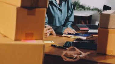 çevrimiçi alışveriş ve ticaret kavramı