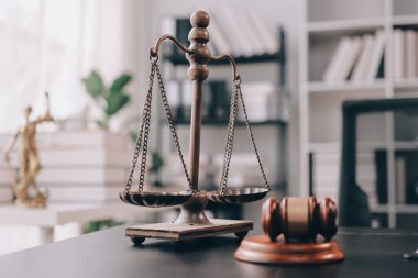 Avukat, müvekkiline mahkemeye çıkarılması gereken yasayı açıkladı..