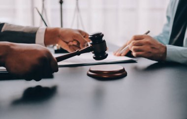 Avukat, müvekkiline mahkemeye çıkarılması gereken yasayı açıkladı..