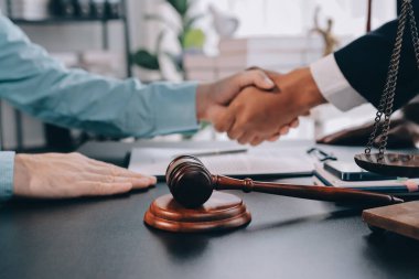 Avukat, müvekkiline mahkemeye çıkarılması gereken yasayı açıkladı..