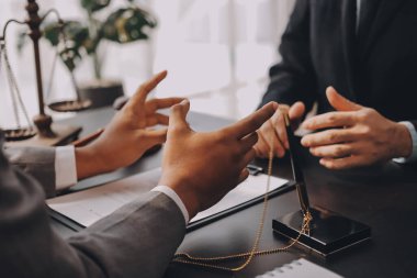 Avukat, müvekkiline mahkemeye çıkarılması gereken yasayı açıkladı..