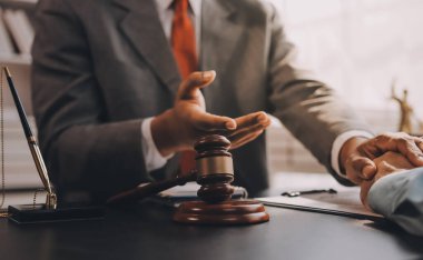 Avukat, müvekkiline mahkemeye çıkarılması gereken yasayı açıkladı..