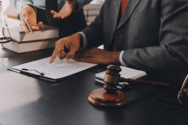 Avukat, müvekkiline mahkemeye çıkarılması gereken yasayı açıkladı..