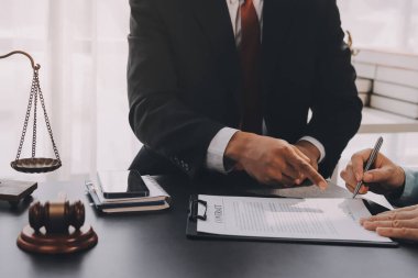 Avukat, müvekkiline mahkemeye çıkarılması gereken yasayı açıkladı..