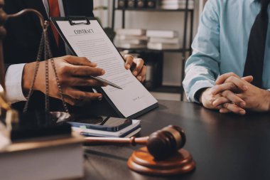 Avukat, müvekkiline mahkemeye çıkarılması gereken yasayı açıkladı..