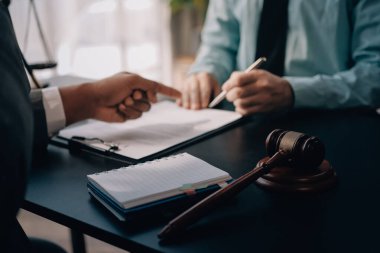 Avukat, müvekkiline mahkemeye çıkarılması gereken yasayı açıkladı..