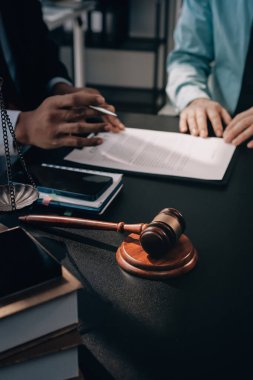 Avukat, müvekkiline mahkemeye çıkarılması gereken yasayı açıkladı..