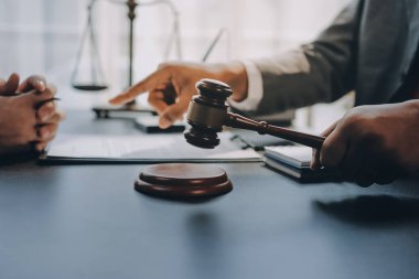 Avukat, müvekkiline mahkemeye çıkarılması gereken yasayı açıkladı..