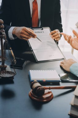 Avukat, müvekkiline mahkemeye çıkarılması gereken yasayı açıkladı..