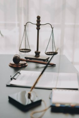 Avukat, müvekkiline mahkemeye çıkarılması gereken yasayı açıkladı..