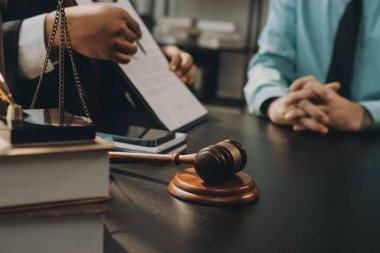 Avukat, müvekkiline mahkemeye çıkarılması gereken yasayı açıkladı..