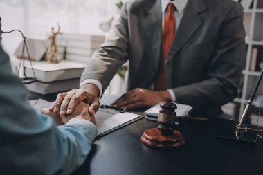 Avukat, müvekkiline mahkemeye çıkarılması gereken yasayı açıkladı..