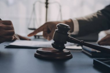 Avukat, müvekkiline mahkemeye çıkarılması gereken yasayı açıkladı..