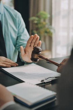 Avukat, müvekkiline mahkemeye çıkarılması gereken yasayı açıkladı..