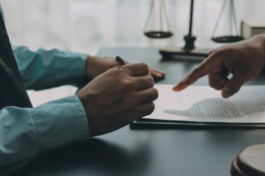 Avukat, müvekkiline mahkemeye çıkarılması gereken yasayı açıkladı..