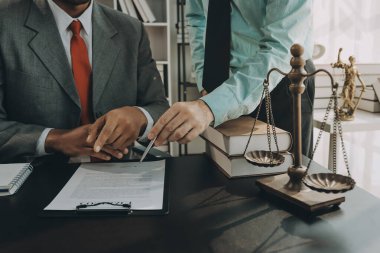 Avukat, müvekkiline mahkemeye çıkarılması gereken yasayı açıkladı..