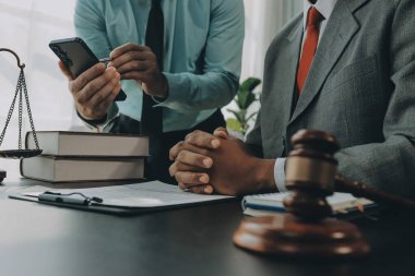 Avukat, müvekkiline mahkemeye çıkarılması gereken yasayı açıkladı..