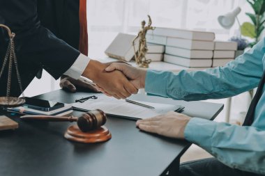 Avukat, müvekkiline mahkemeye çıkarılması gereken yasayı açıkladı..