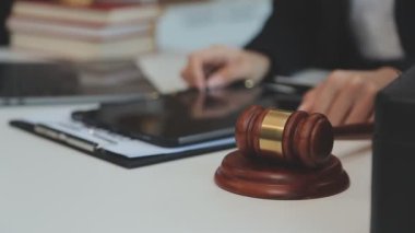 Hukuk ve Adalet Konsepti