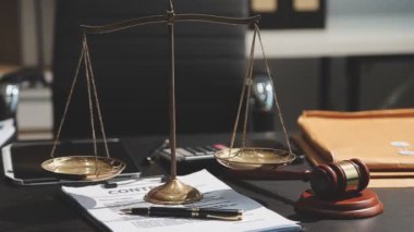 Hukuk bürosu ve adalet kavramı