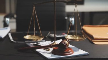 Hukuk ve Adalet Konsepti