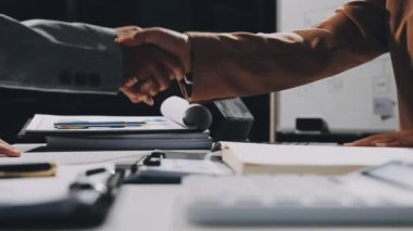 İş ekibi birlikte çalışır, iş konsepti.