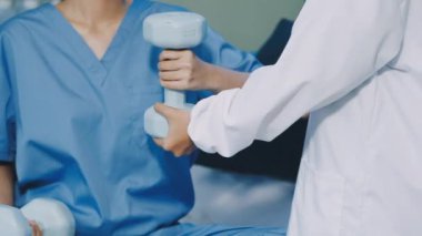 Dambılı kadın doktor