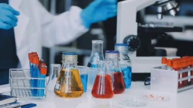 Laboratuvar ekipmanları. Laboratuvar araştırması. laboratuvar araştırması.