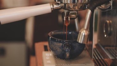 Espresso kahve makinesini kapat.