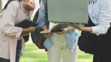 Ofisteki iş adamları