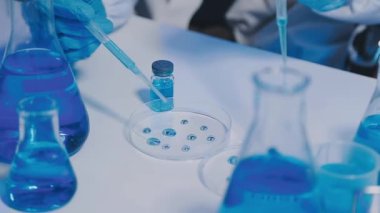 Laboratuar kapkacakları yakın çekim.