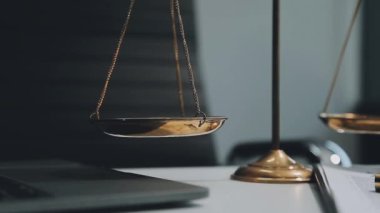 Tokmak ve kitaplarla hukuk kavramı