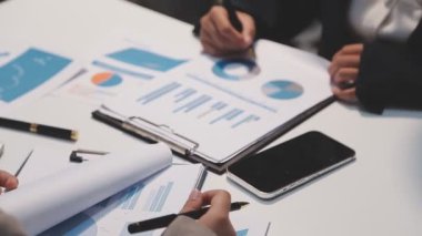 Ofisteki iş adamları