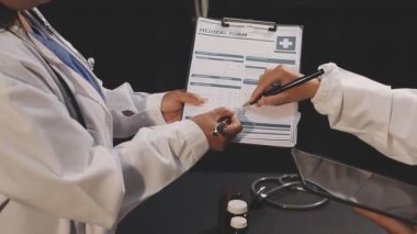 Doktor Pano'da yazma