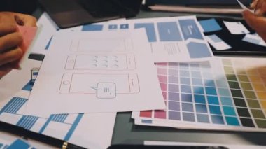 Tasarımcının projenin rengini seçmesi