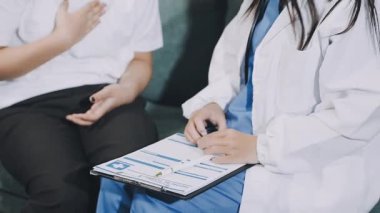 orvos, fehér egyenruhát