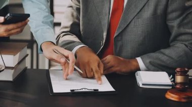 Avukat avukat, hukuk avukatı, avukat, hukuki danışman, hukuki danışman. Hukuk hizmetleri, hukuki danışmanlık kavramı.