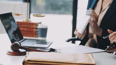 Avukat, avukat, hukuk ve adalet kavramı.