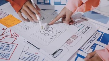 projede çalışan Tasarımcısı