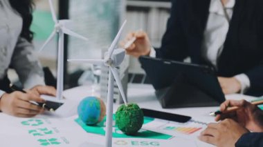 Ofiste çalışan iş ekibi.