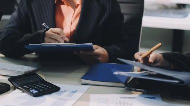 Office belgeleri ile işadamı