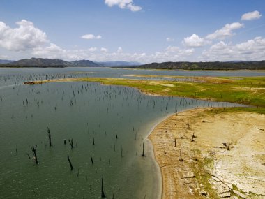 Gatun Gölü, Panama Kanalı'nın Atlantik tarafında havadan görünümü 