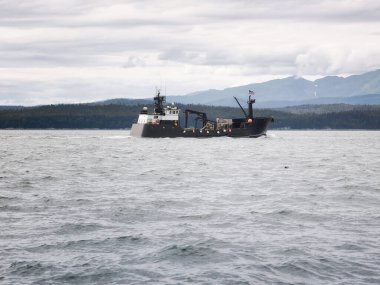 Juneau, Alaska yakınındaki ticari Yengeç balıkçı teknesi