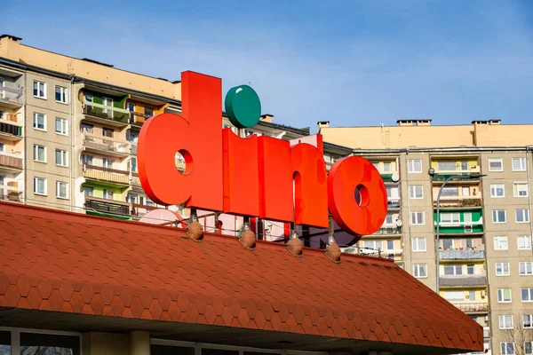 Walbrzych, Polonya - 29.12.2023: Dino Polska S.A. Polonyalı bir perakende market zinciri.