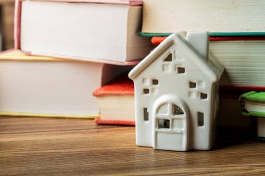 Toplumda evde eğitim ve okur-yazarlık kavramı